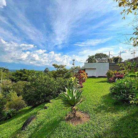 Finca El Bazar Монтенегро Екстериор снимка